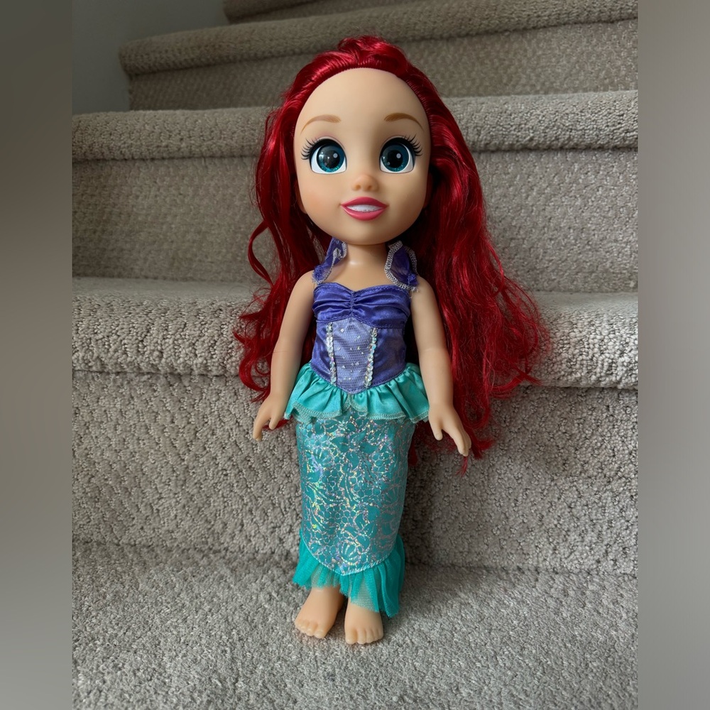 2/25$ Disney princess Ariel